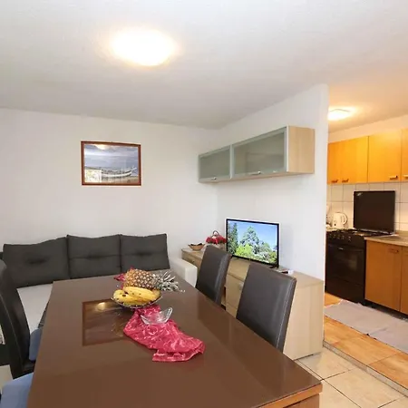In Silo/insel Krk 13555 Apartment
