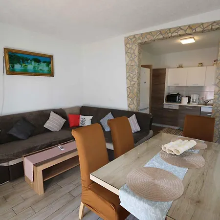 In Silo/insel Krk 13555 Apartment